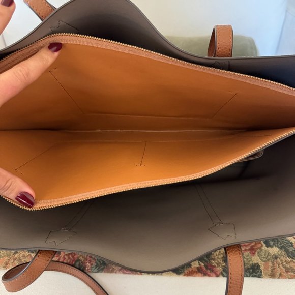 Tory Burch Perry Triple Compartment Tote Bag in Light Umber - Picture 3 of 6